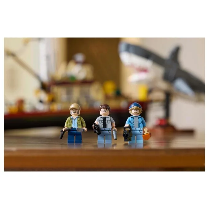 LEGO 21350 Ideas Der weie Hai — image 18