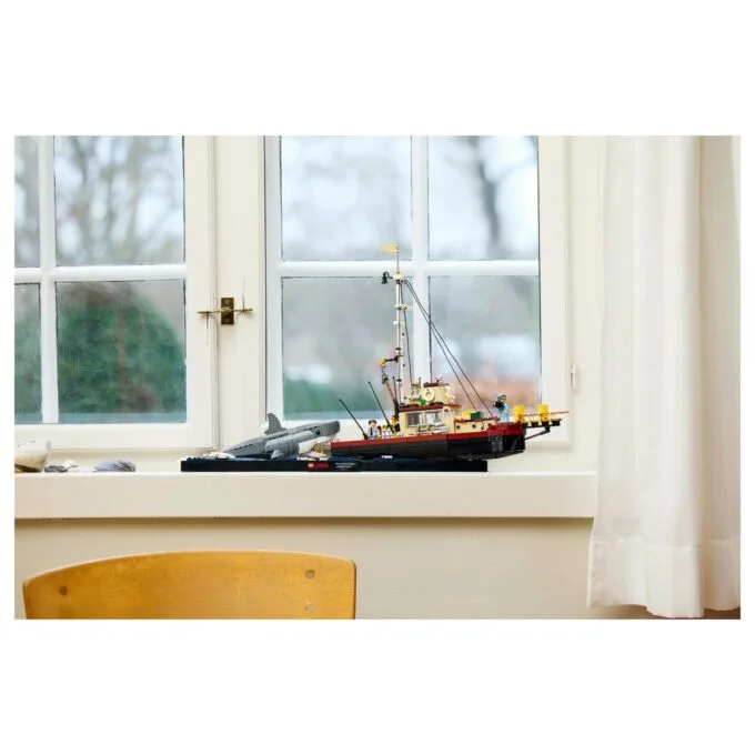 LEGO 21350 Ideas Der weie Hai — image 23