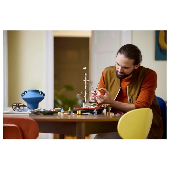 LEGO 21350 Ideas Der weie Hai — image 10