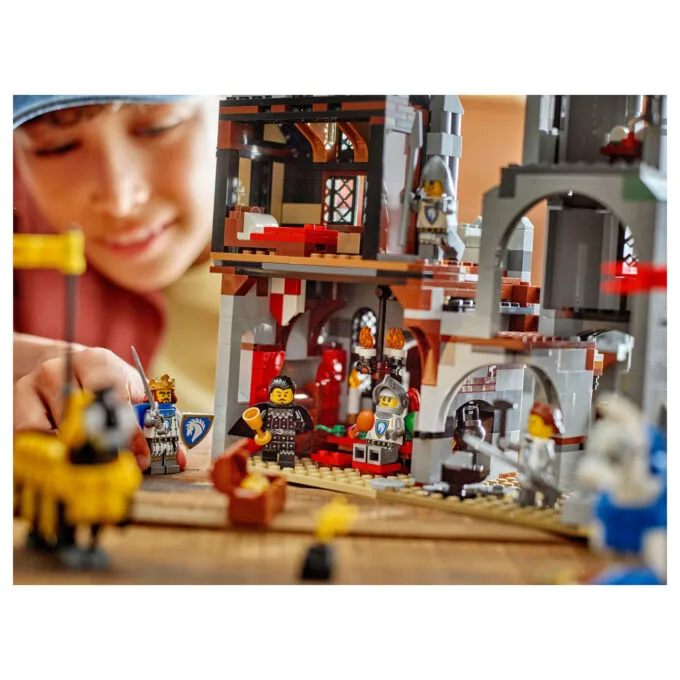 LEGO 31168 Creator 3-in-1 Ritterburg im Mittelalter — image 24