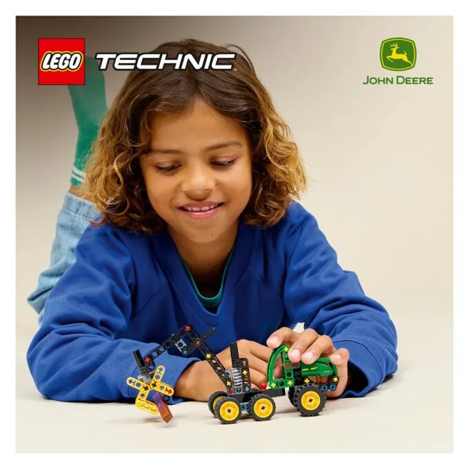 LEGO 42218 Technic John Deere 1470H Rad-Harvester — image 23