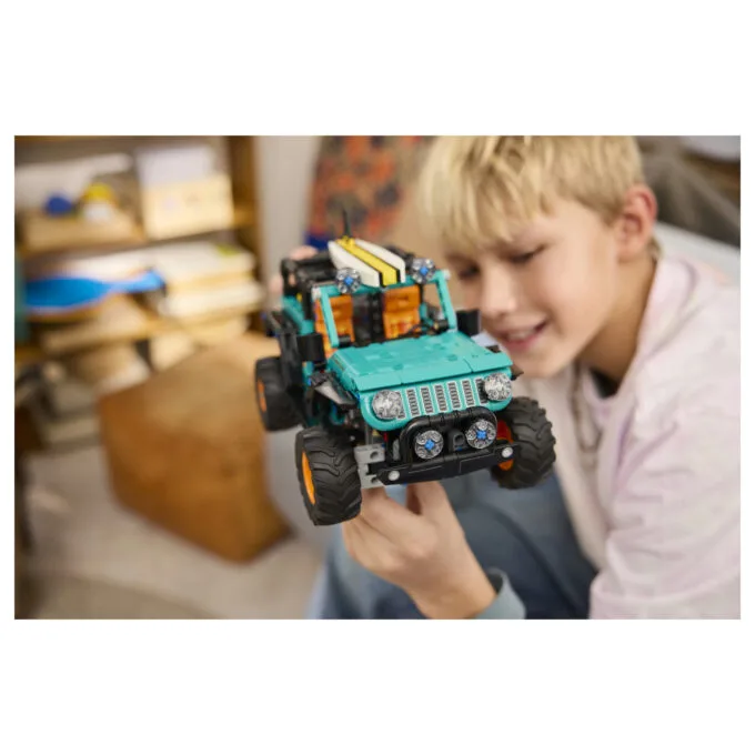 LEGO 42227 Technic Jeep Wrangler Rubicon Gelndewagen — image 23