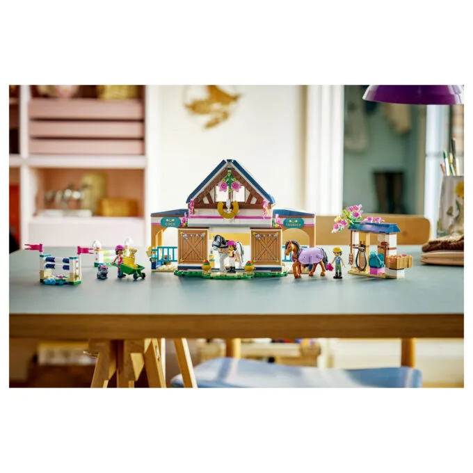 LEGO 42688 Friends Pferdestall und Reitschule — image 12