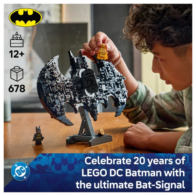 LEGO 76330 DC Super Heroes Batman Logo — image 11
