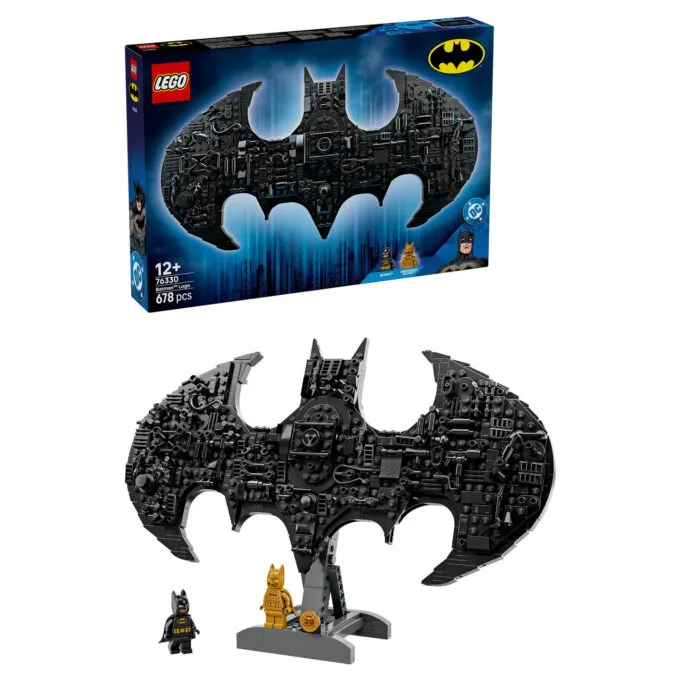 LEGO 76330 DC Super Heroes Batman Logo — image 4