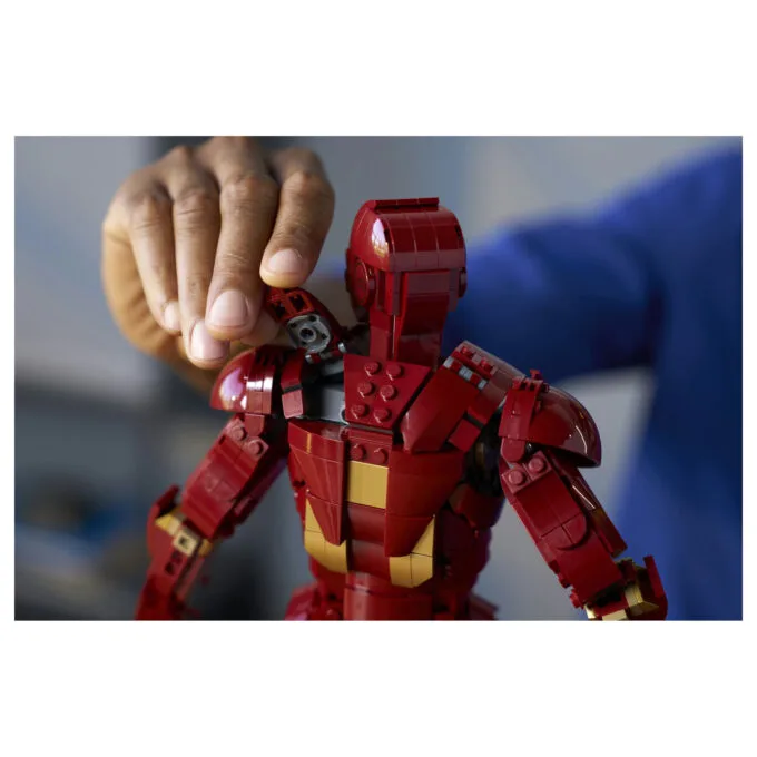 LEGO 76344 Marvel Super Heroes Iron Man Mark 3 Sammleredition — image 17