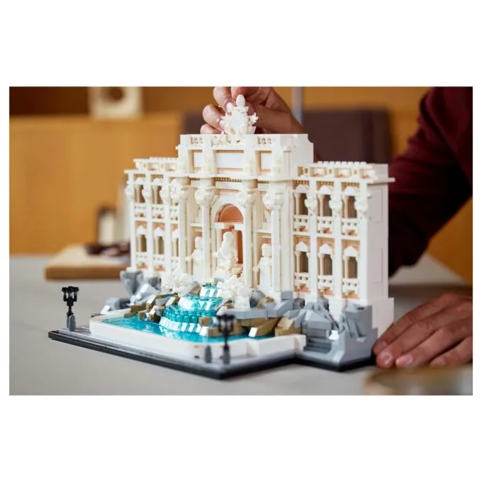 LEGO Architecture Trevi-Brunnen 21062 — image 12
