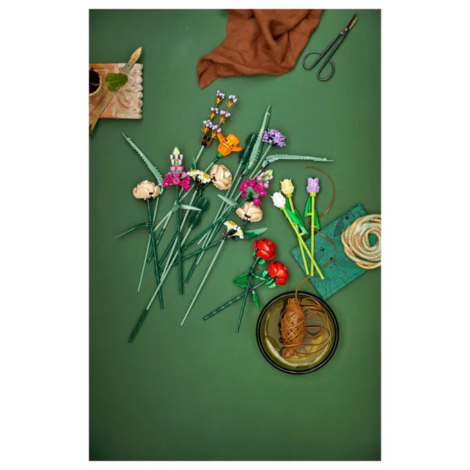LEGO Creator Expert Blumenstrauß 10280 — image 21
