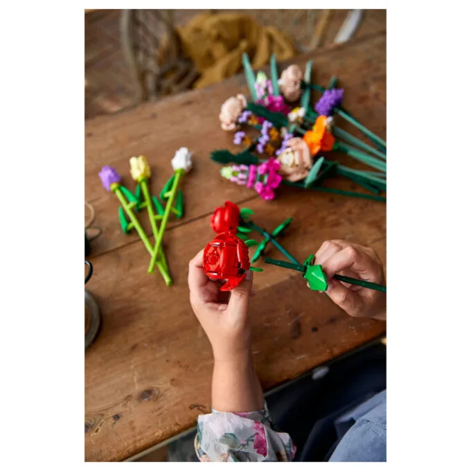 LEGO Creator Expert Blumenstrauß 10280 — image 25