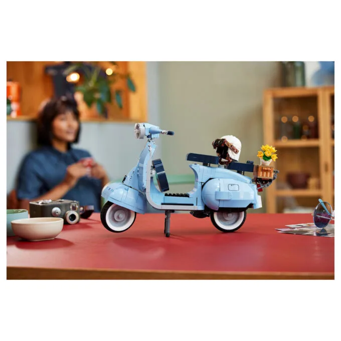 LEGO Creator Expert Vespa 10298 — image 26