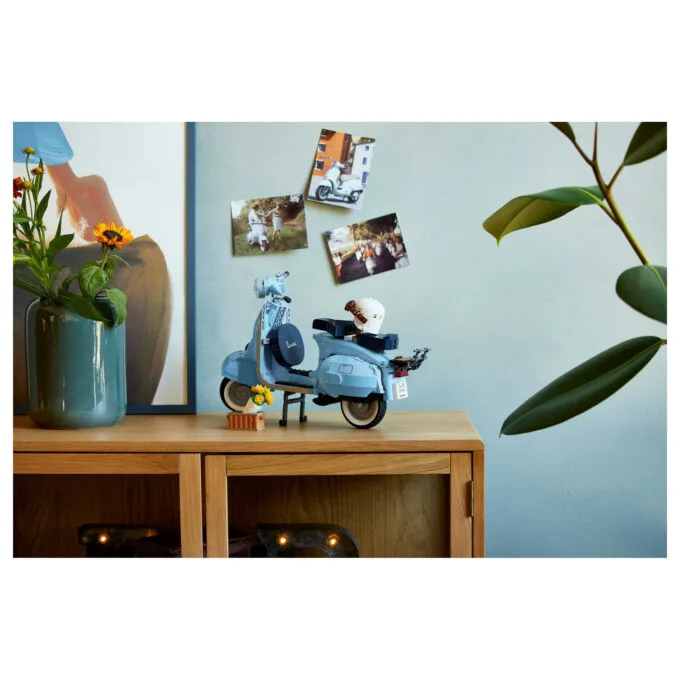 LEGO Creator Expert Vespa 10298 — image 28