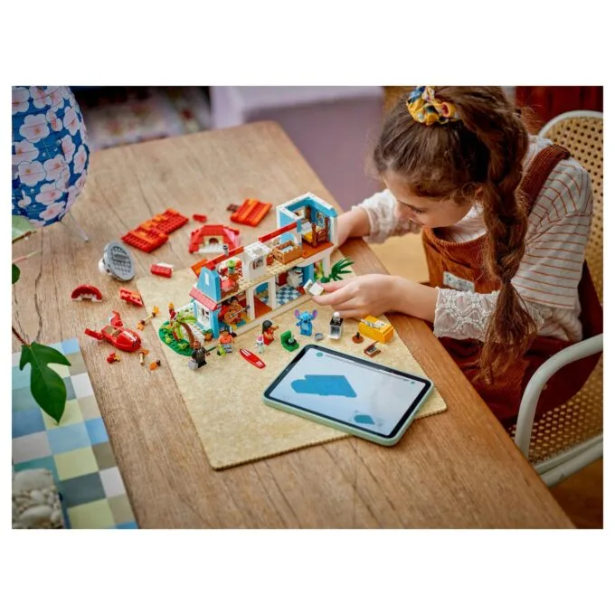 LEGO Disney Classic Das Strandhaus aus „Lilo und Stitch“ 43268 — image 11