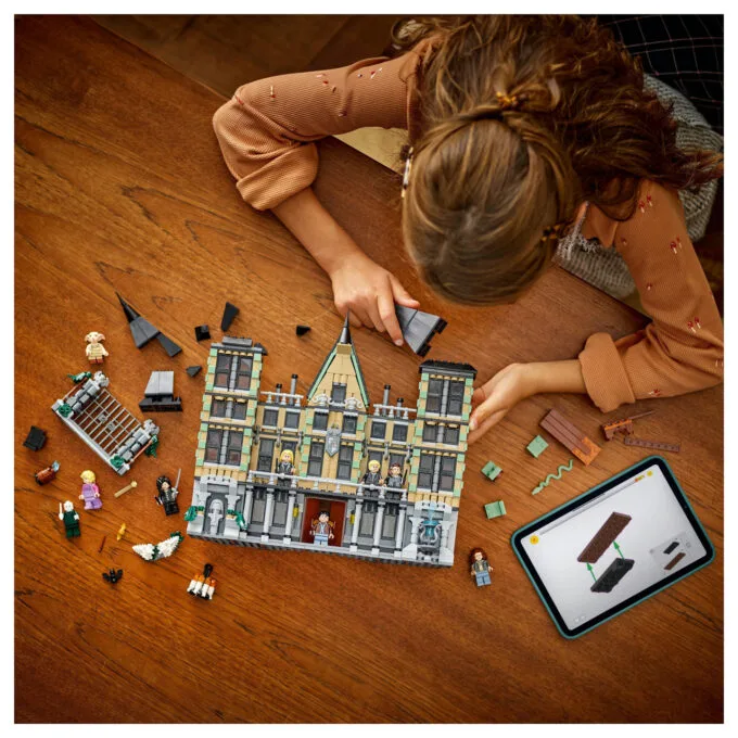 LEGO Harry Potter Landsitz der Familie Malfoy 76453 — image 20