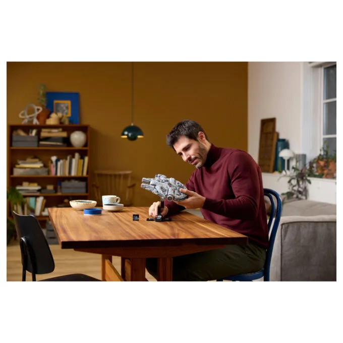 LEGO Star Wars Millennium Falcon 75375 — image 13