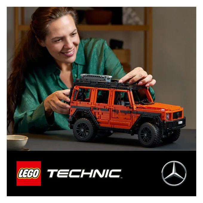 LEGO Technic Mercedes-Benz G500 Professional Line 42177 — image 29