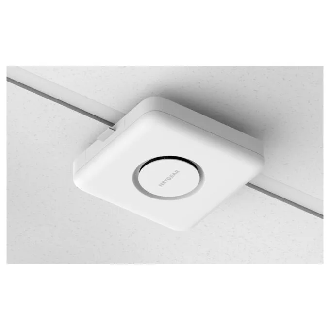 Netgear WBE758-111EUS Wifi7 — image 20