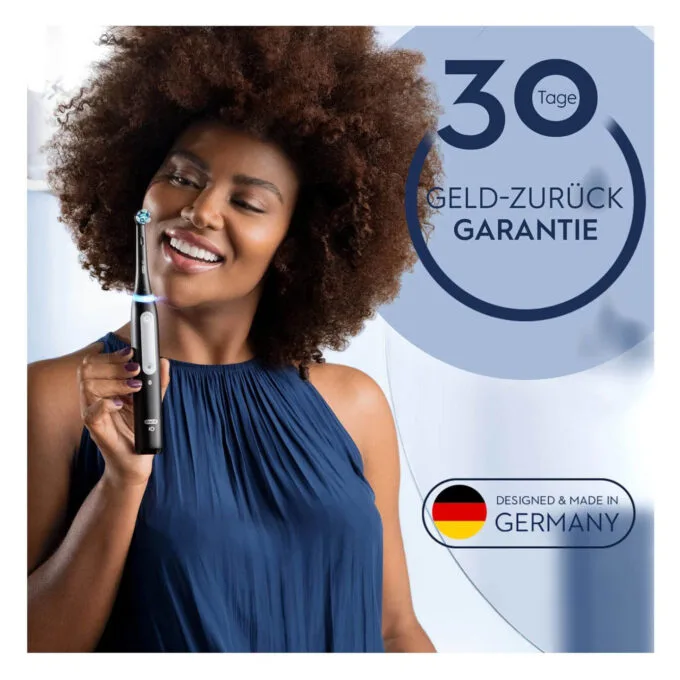 Oral-B iO Series 4 Matt Black mit Reiseetui — image 8
