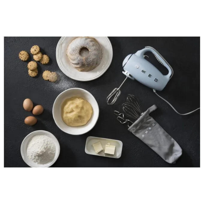 SMEG HMF01PBEU Handmixer im 50er Jahre Retro Design Pastellblau — image 17