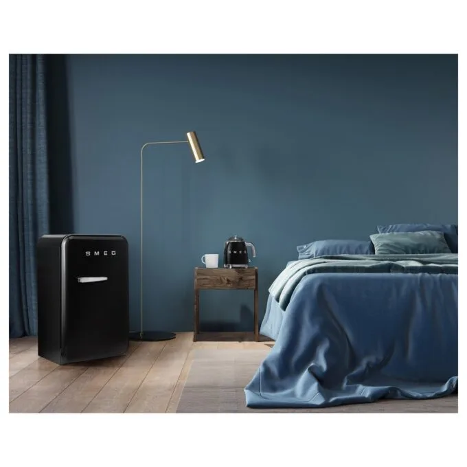 SMEG KLF05BLEU Mini Wasserkocher Schwarz — image 17