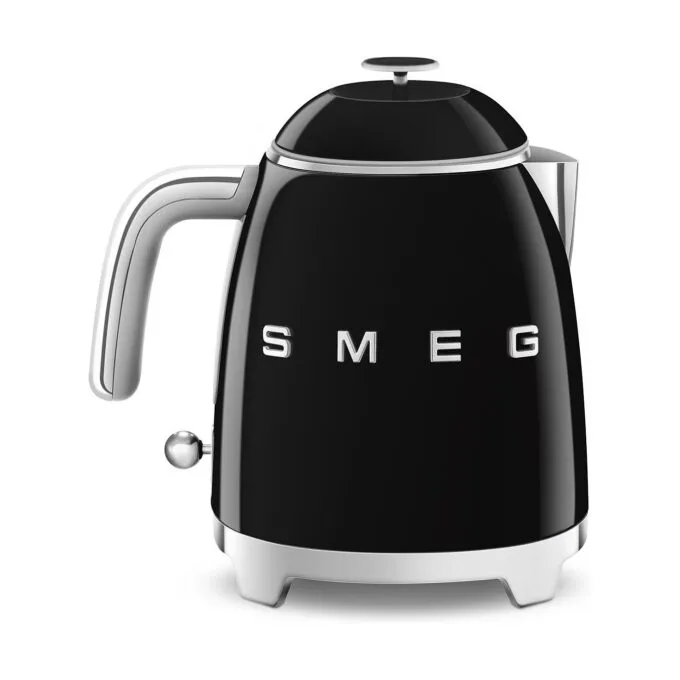 SMEG KLF05BLEU Mini Wasserkocher Schwarz — image 7