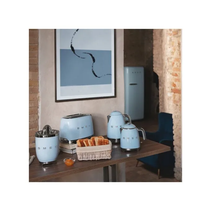 SMEG KLF05PBEU Mini Wasserkocher Blau — image 16