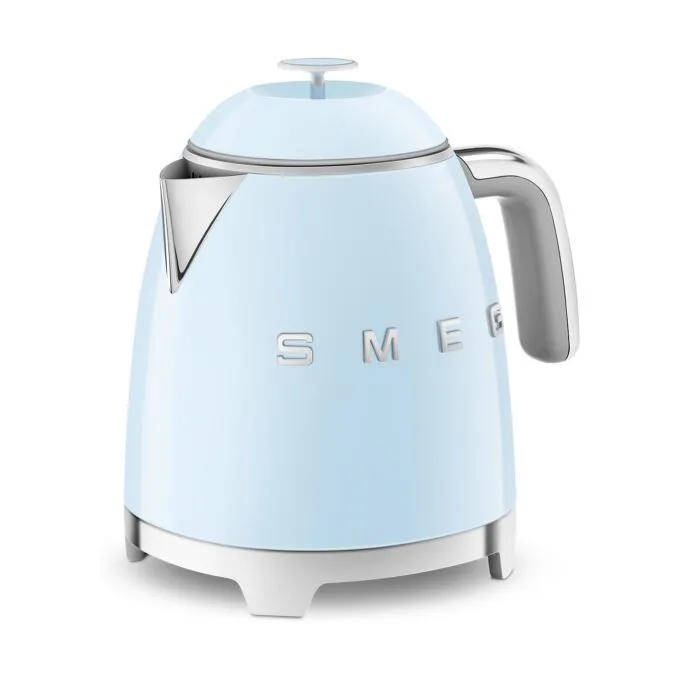 SMEG KLF05PBEU Mini Wasserkocher Blau — image 3