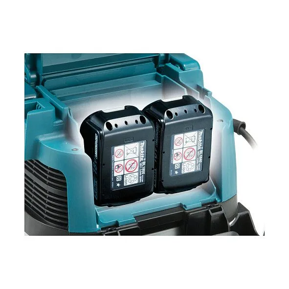 Makita DVC150LZ ash vacuum — image 2