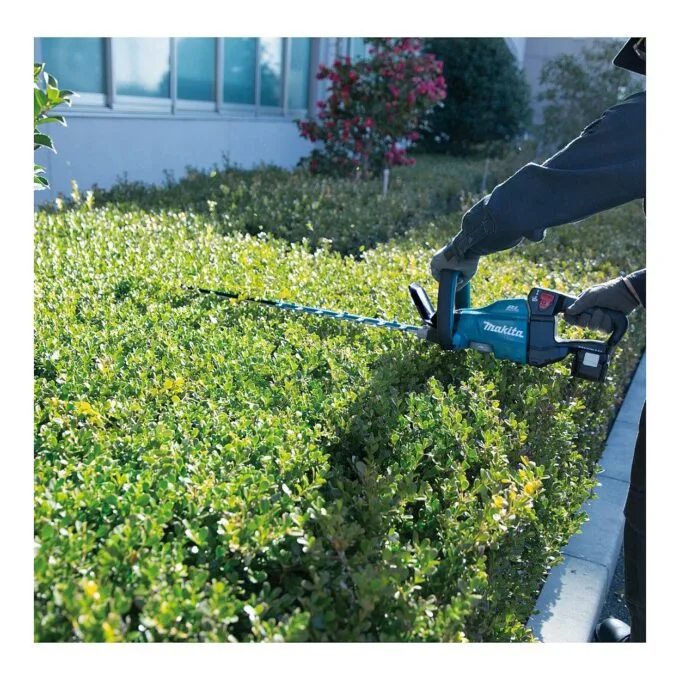 Makita DUH751Z power hedge trimmer — image 2