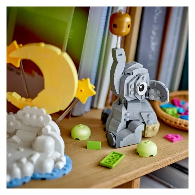LEGO Iconic Baby Elephant in the Sky — image 18