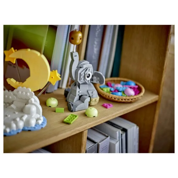 LEGO Iconic Baby Elephant in the Sky — image 21