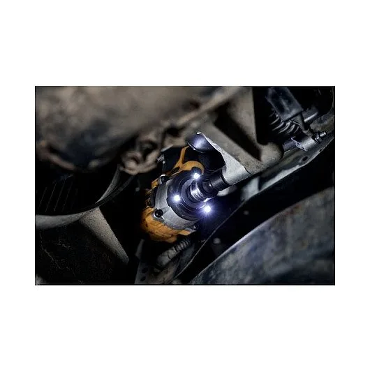 DeWALT DCF922P2T-QW power wrench — image 6