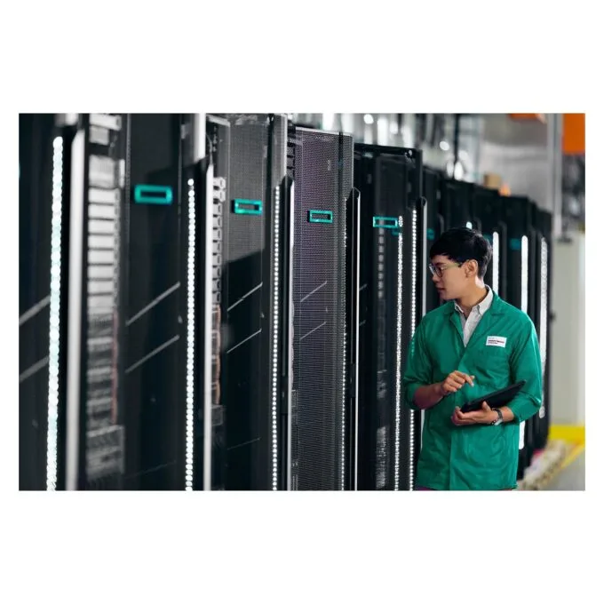 HPE NS204i-u Gen11 NVMe Hot Plug Boot Optimized Storage Device — image 1