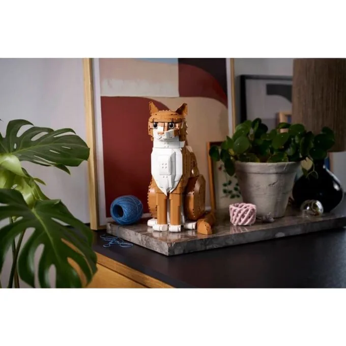LEGO Ideas 21376 Red cat — image 8