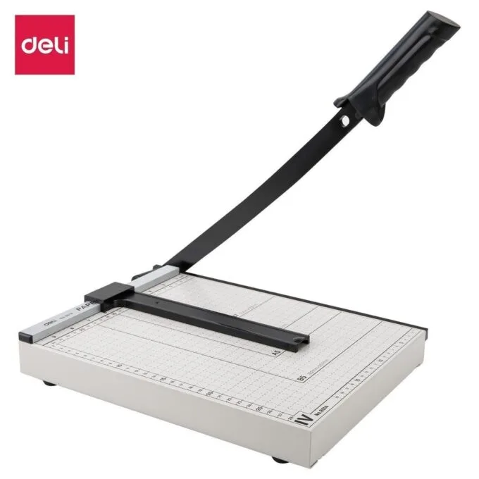 DELI STEEL PAPER GUILLOTINE A4,12 SHEETS, 300 X 250MM (12 X 10 INCHES ) — image 1