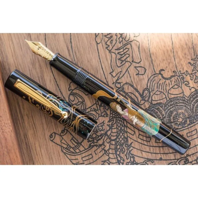 PILOT NAMIKI LIMITED EDITION - 2019 - YUKARI BENZAI TEN - MEDIUM — image 1