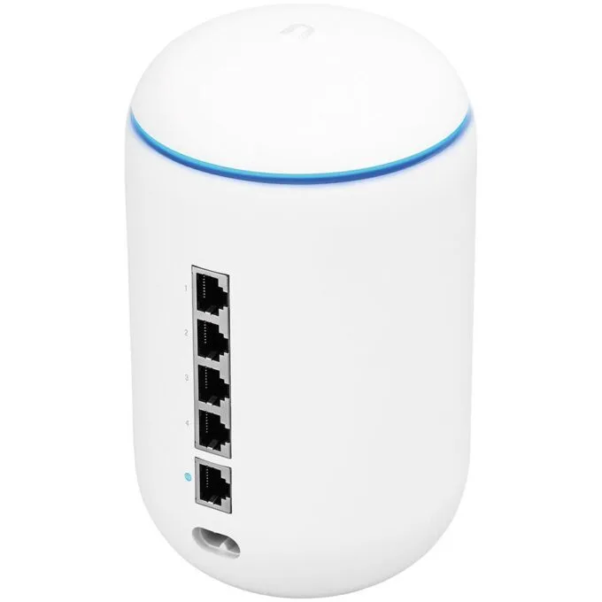 Ubiquiti UniFi Dream Machine — image 1