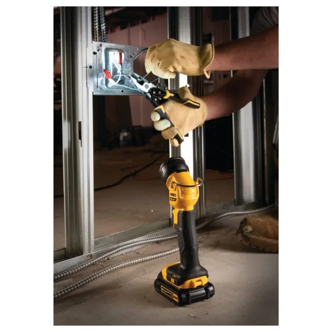 DeWALT DCL040 — image 2