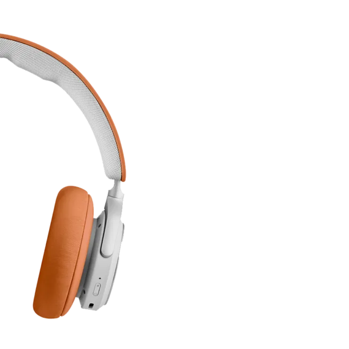 Beoplay HX Ear Cushions Timber — image 1