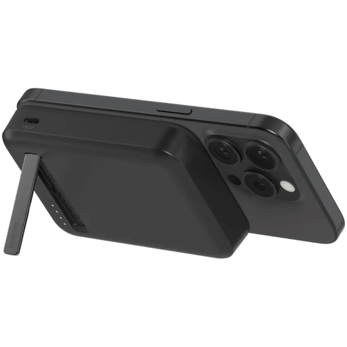 BELKIN 8k Qi2 MagSafe Compatible Powerbank with kickstand — image 2