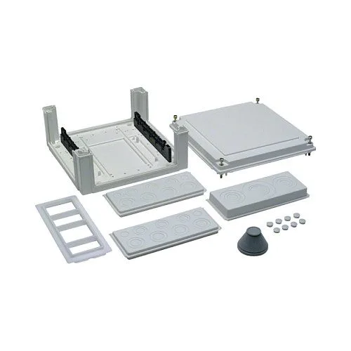 Hager U84S4 electrical junction box — image 1
