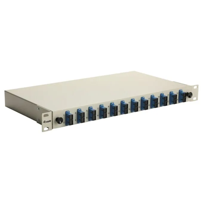 Equip 337301 patch panel — image 1