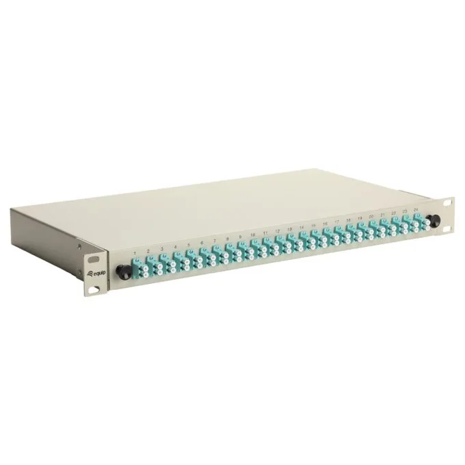 Equip 337213 patch panel — image 1